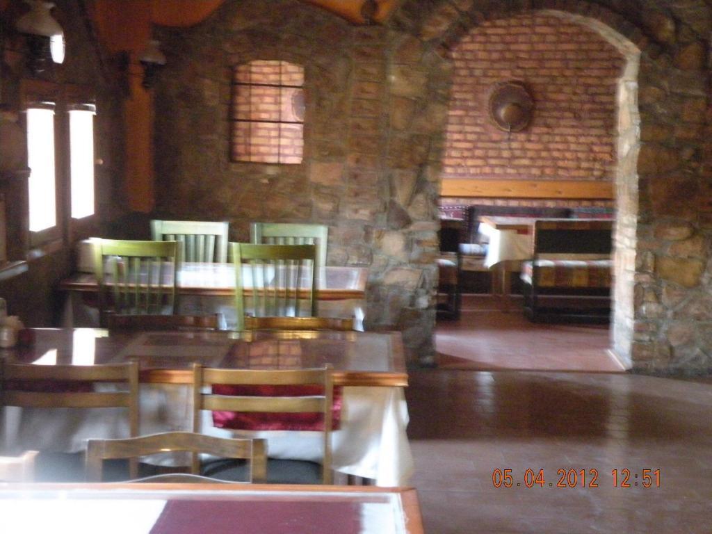 Hotel Zelve Аванос Экстерьер фото